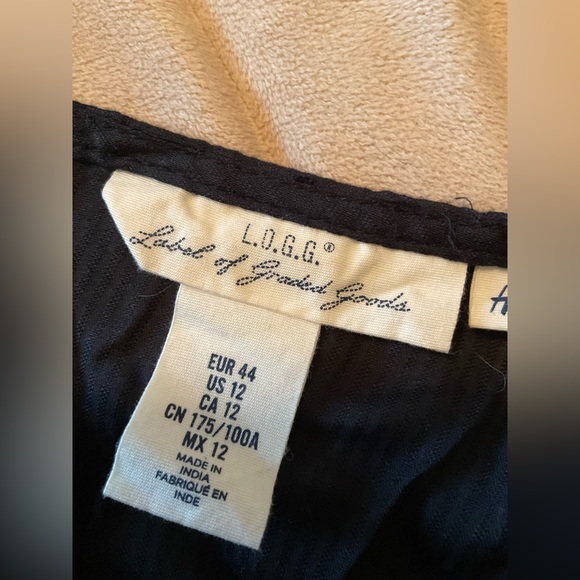 DONATED H&M Black Top - Picture 3 of 5